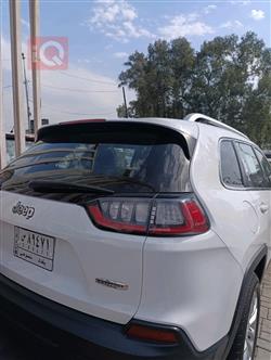 جیپ شیرۆکی